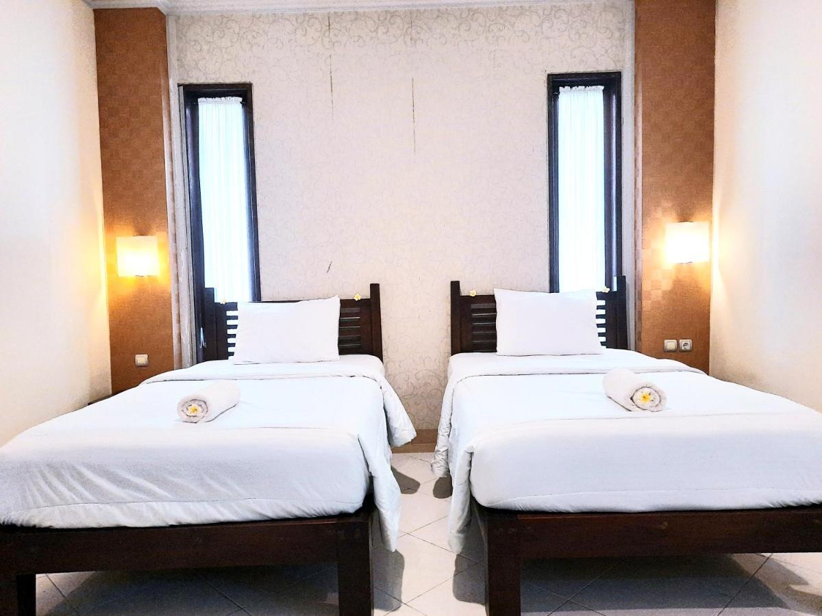 Ganggas Homestay Jimbaran Buitenkant foto