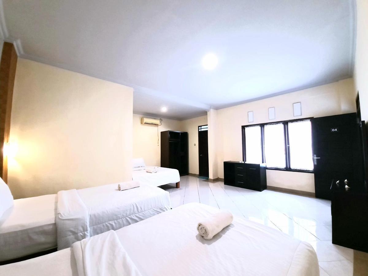 Ganggas Homestay Jimbaran Buitenkant foto
