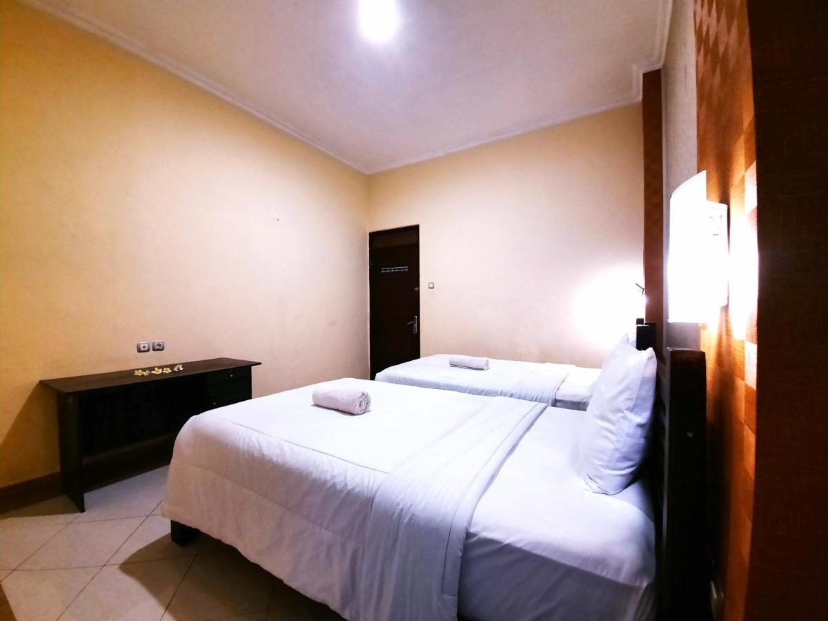 Ganggas Homestay Jimbaran Buitenkant foto