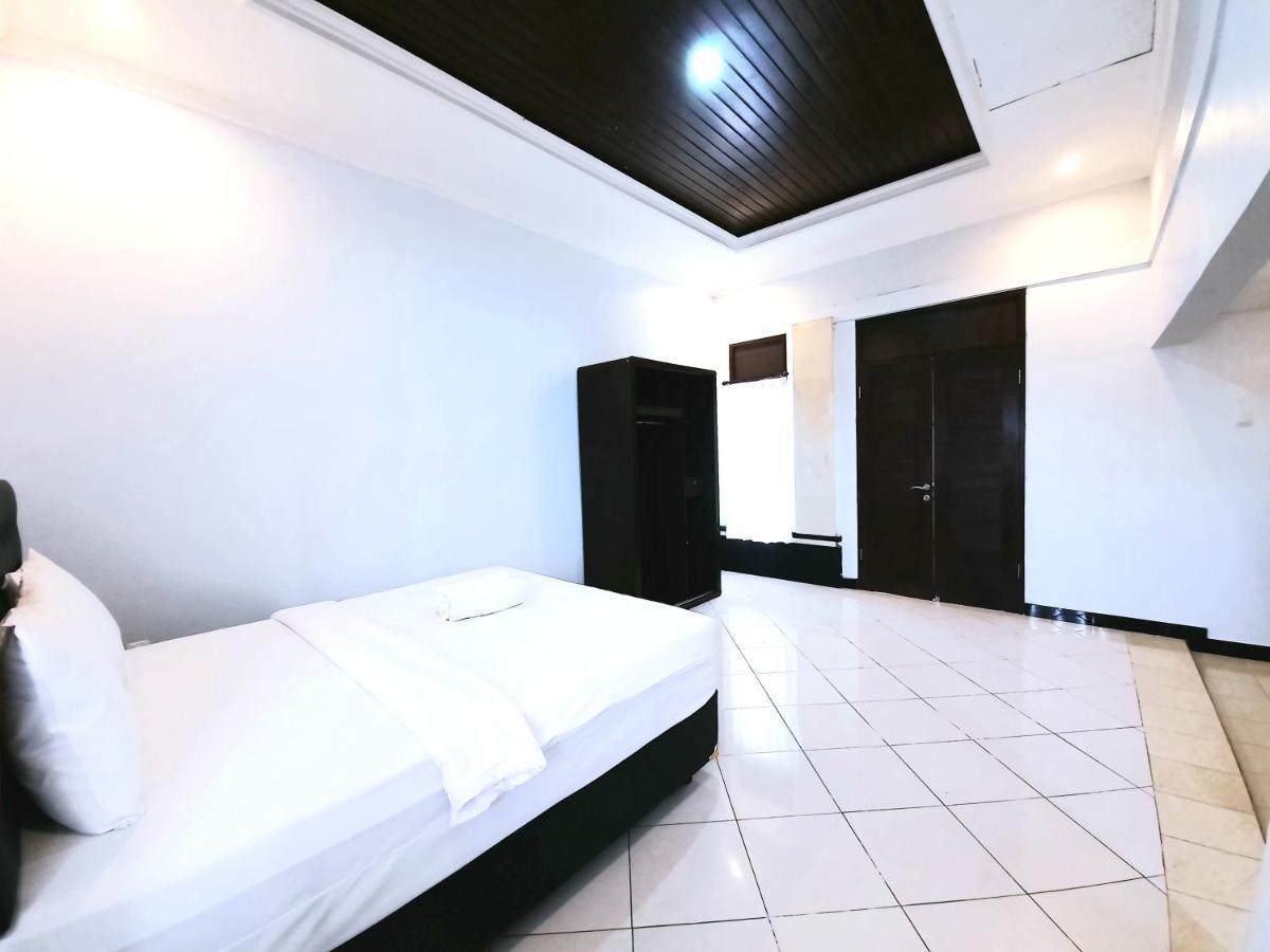 Ganggas Homestay Jimbaran Buitenkant foto