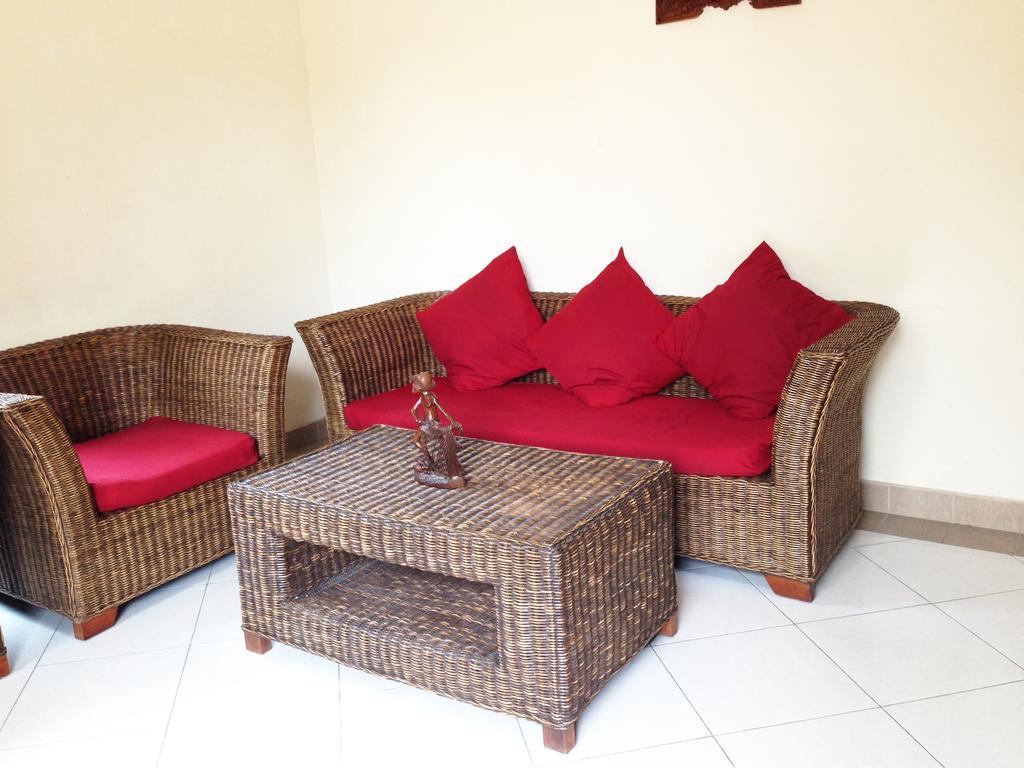 Ganggas Homestay Jimbaran Buitenkant foto