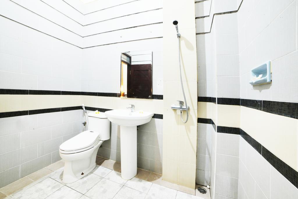 Ganggas Homestay Jimbaran Buitenkant foto